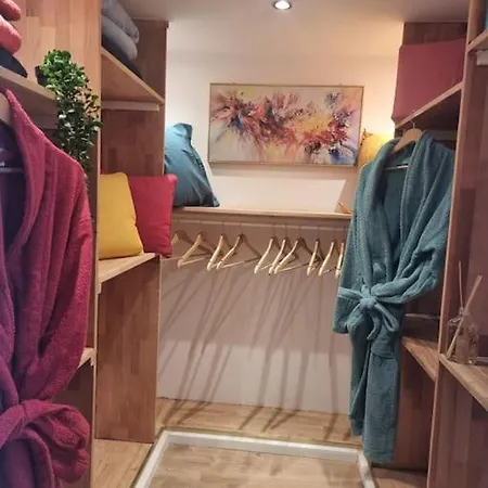 Apartman Le Quatorze *