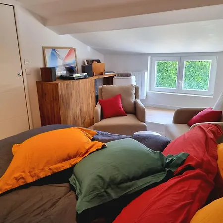 Le Quatorze 아파트 메네스플렛