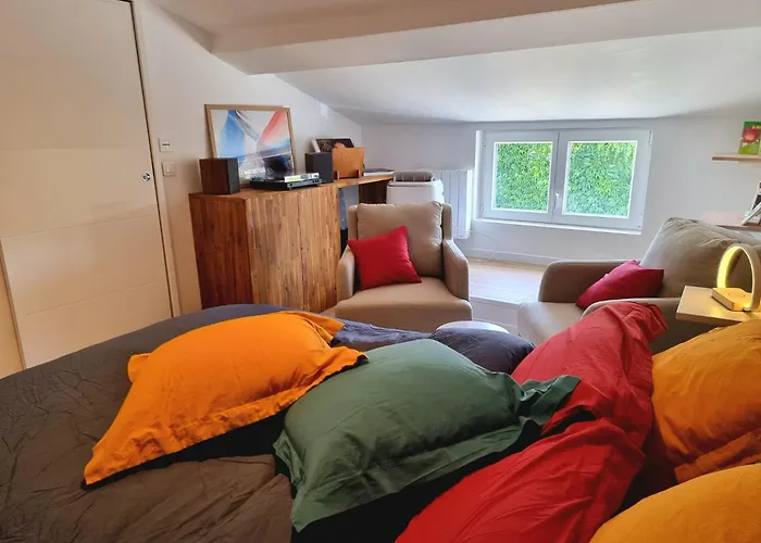 Le Quatorze شقة Ménesplet